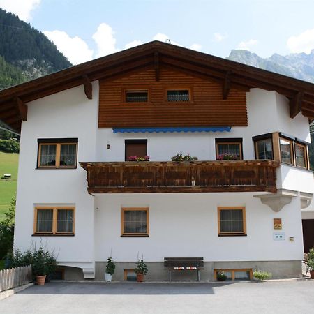 Haus Schimpfoessl Apartment Flirsch Exterior photo